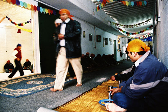 autor: Rui Mira
t&iacute;tulo: Assim que se entra no Gurdwara