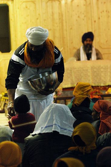 autor: Rui Mira
t&iacute;tulo: Um doce no final das orações