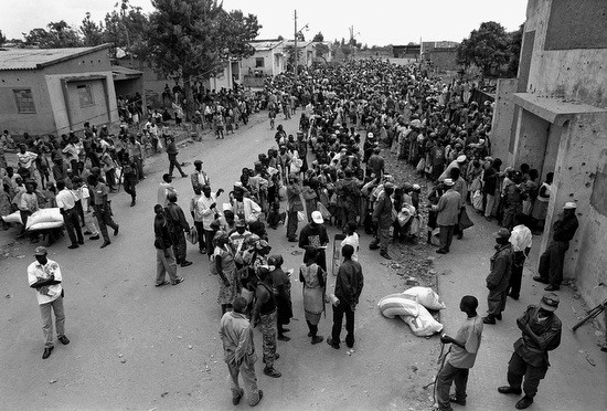 autor : Cláudio Versiani                    