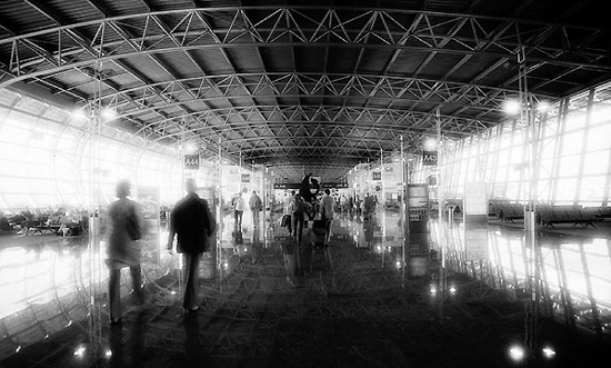 autor : Manuel Luís Cochofel                    t&iacute;tulo: into the future