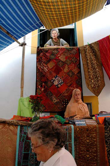 author : Patricia Moreira                    