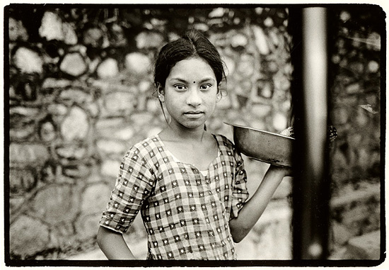 autor: Stefan Rohner
t&iacute;tulo: driving from Varanasi to Kathmandu...