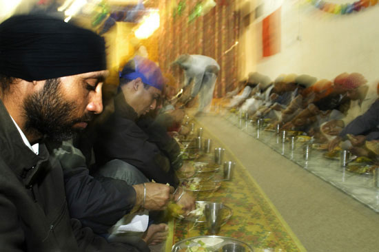 autor: Rui Mira
t&iacute;tulo: Almoço no Templo Sikh