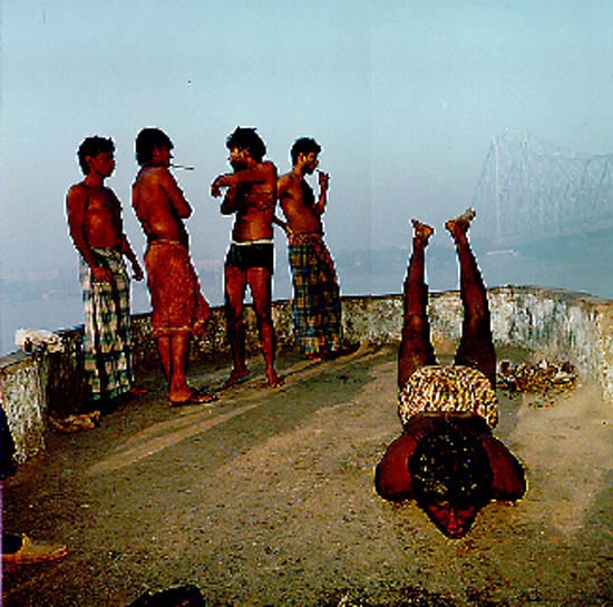 author: Cláudio Edinger
title: Calcutá