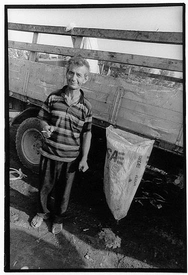 autor: Yves Rousselet
t&iacute;tulo: Velipoj aout 2003