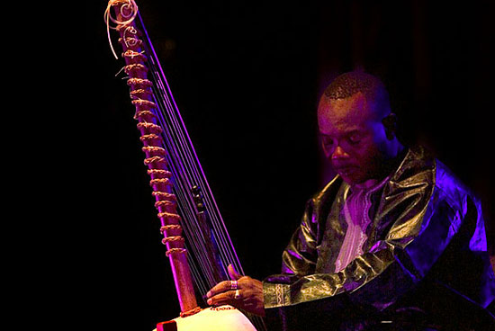 autor : Mário Pires                    t&iacute;tulo: Toumani Diabaté