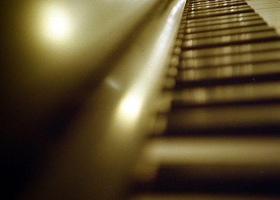 autor: João Varela
t&iacute;tulo: Escadas, brancas e pretas