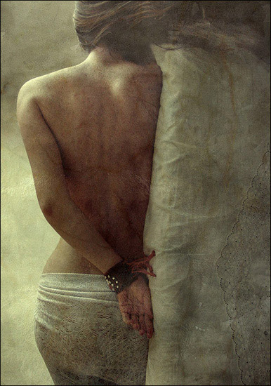 autor : Lilya Corneli                    t&iacute;tulo: ***