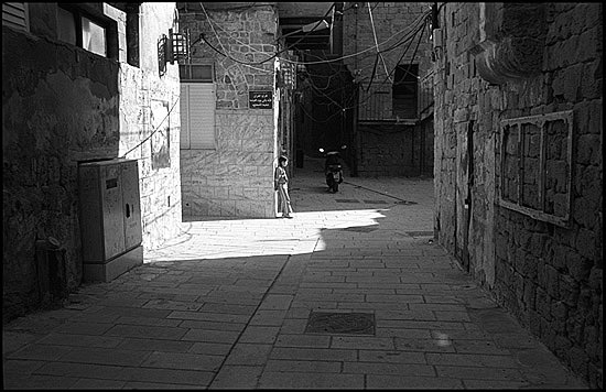 autor: Patrick Tombelle
t&iacute;tulo: Old city, Acco