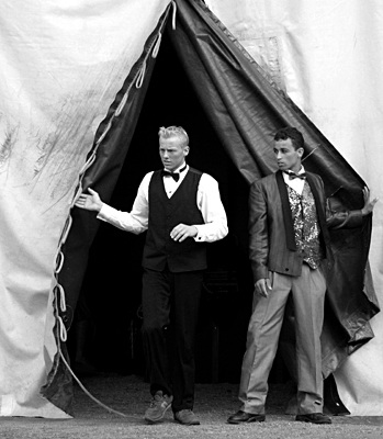 author : Daniel Navarro                    