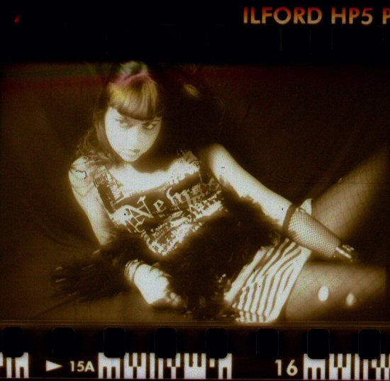 autor: Edgar Keats
t&iacute;tulo: synthetique etoile. toujours.