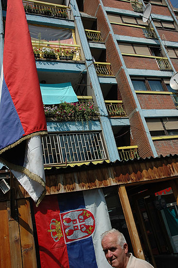 autor: Yves Rousselet
t&iacute;tulo: La partie nord de la ville affiche "les couleurs"