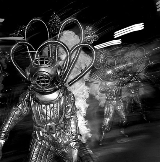 author: Cláudio Edinger
title: Carnaval