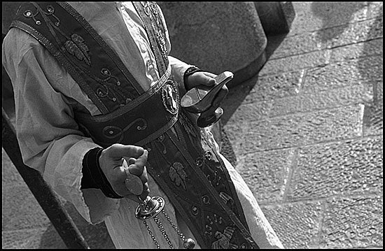 autor: Patrick Tombelle
t&iacute;tulo: Christian procession, Old City of Jerusalem