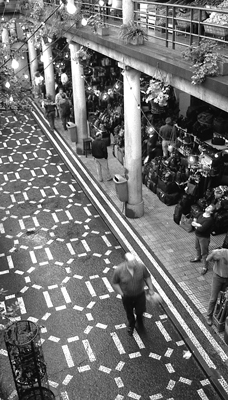 author : João Varela                    