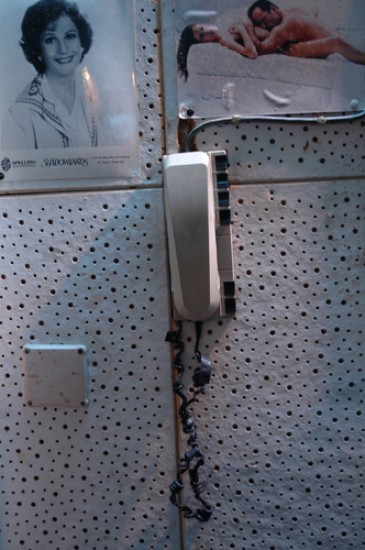 auteur : Ana Pereira                    titre: Stop