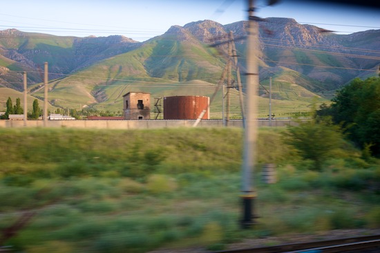 autor: Joost De Raeymaeker
t&iacute;tulo: Southern Kazakhstan