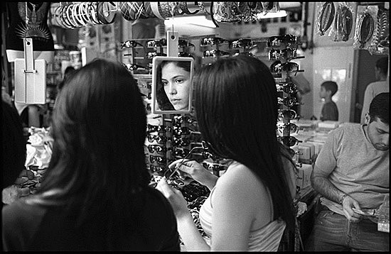 autor: Patrick Tombelle
t&iacute;tulo: HaCarmel Market in Tel Aviv