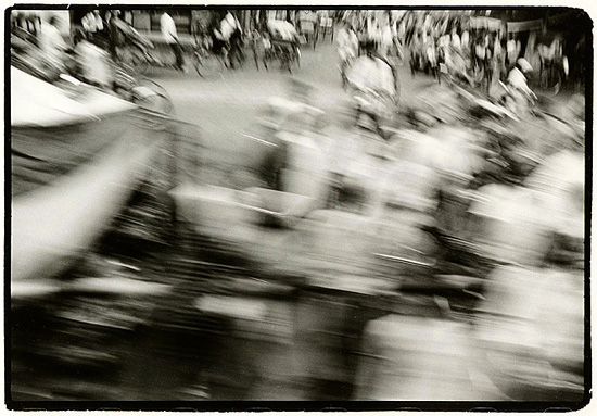 author : Stefan Rohner                    title: bicycles bicycles bicycles .....