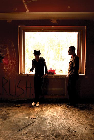 author : Rita Carmo                    title: Dead Combo