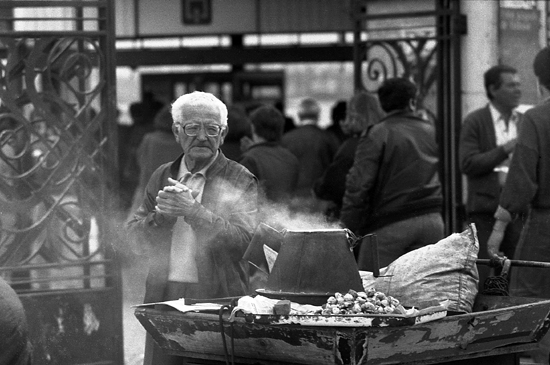 autor: João Varela
t&iacute;tulo: O homem das castanhas