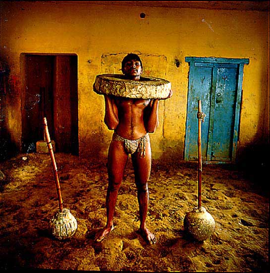 author: Cláudio Edinger
title: Benares