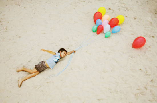 autor : Jan Von Holleben                    t&iacute;tulo: The Balloon Flyer