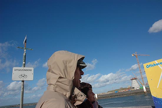 autor: Yves Rousselet
t&iacute;tulo: Spectateurs de la construction d