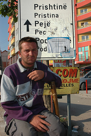 autor: Yves Rousselet
t&iacute;tulo: Un transporteur attend un chargement